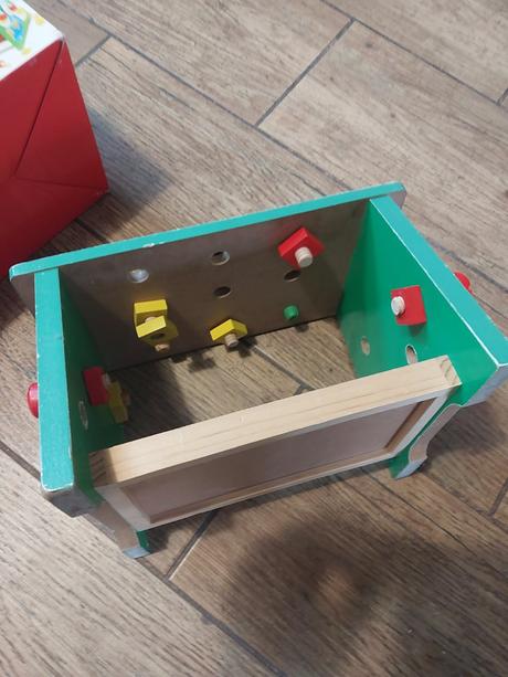 Stolček drvený na hranie, 