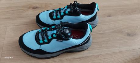 Turisticke tenisky, karrimor,39