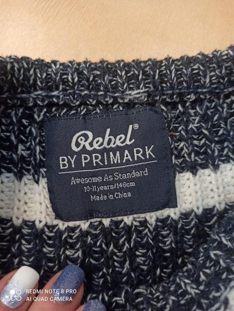 Súrodenecké svetre, rebel,134