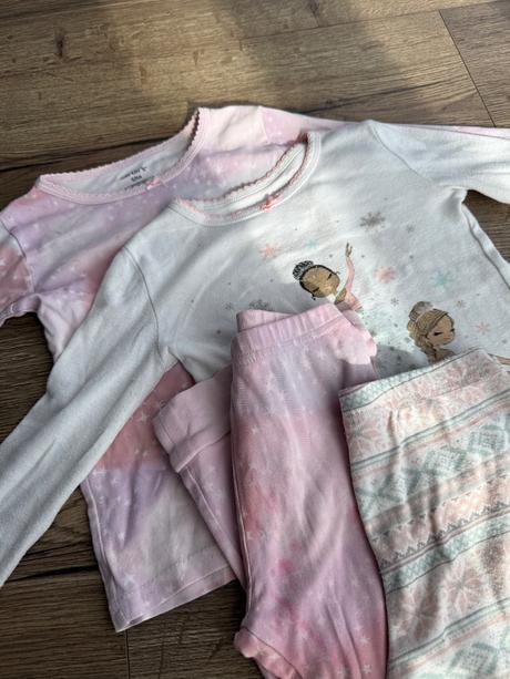 Pyžamká, carter's,110