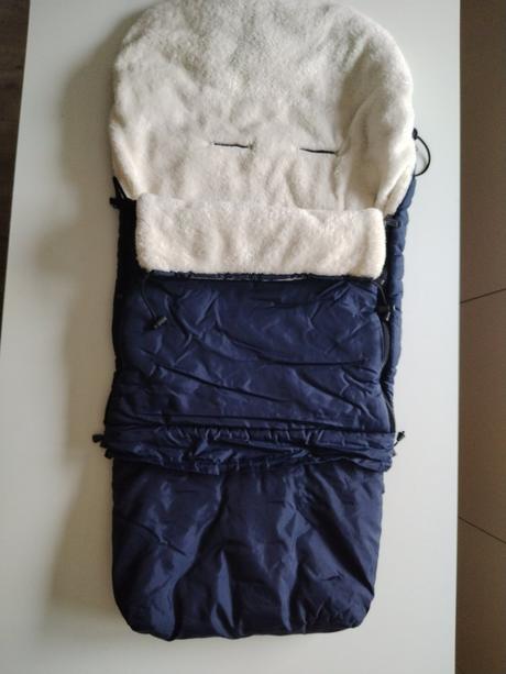 Termofusak tmavomodry, top stav,