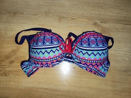 Vrchný diel plaviek, l