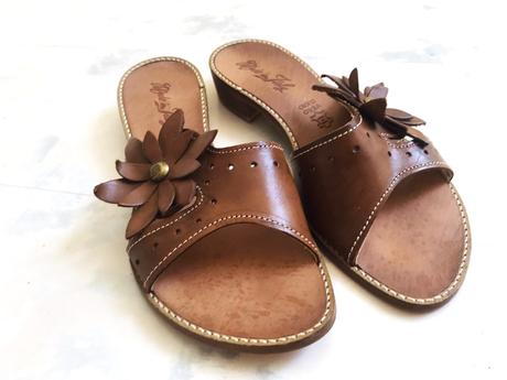 Luxusné celokožené šlapky, 38