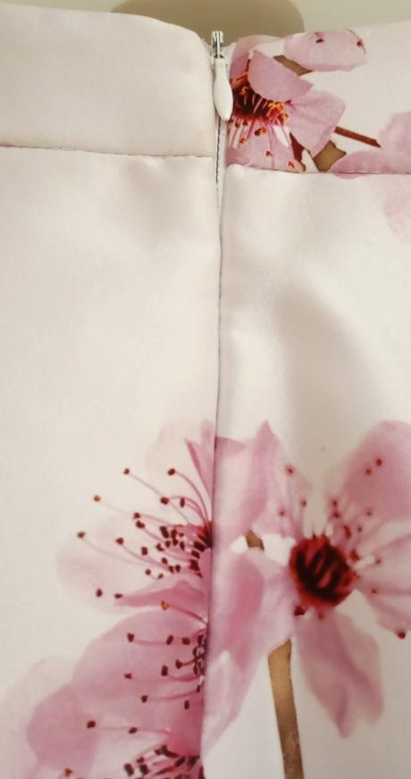 Sukňa s kvetmi sakura, mohito,34