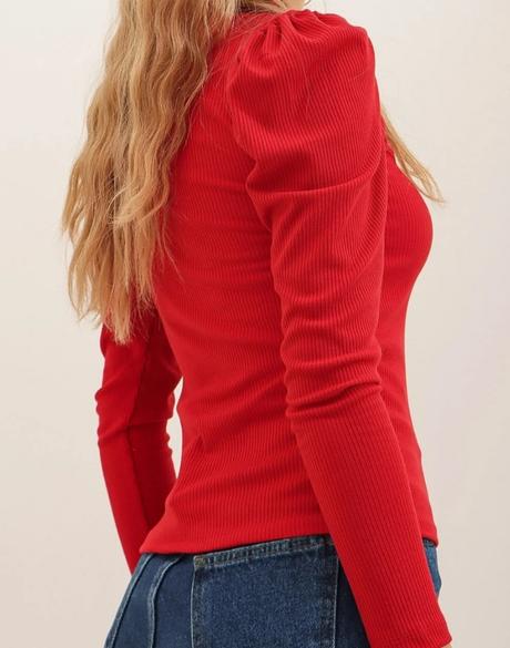 Červený sveter., s