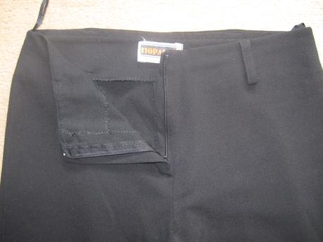 Čierne nohavice, 36