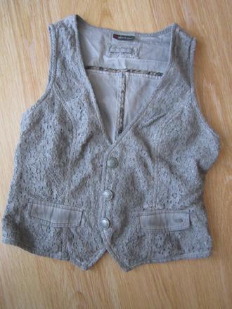 Vesta--street one--38, street one,38