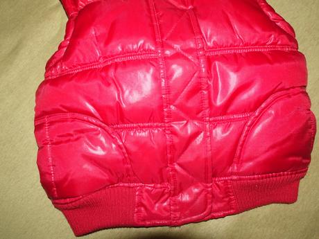 Vesticka marks and spencer, marks & spencer,98