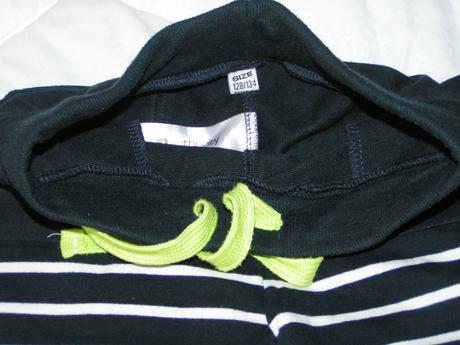 Prúžkované kraťasy, authority,128