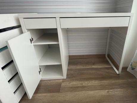 Detsky písací stôl ikea + stolicka, 