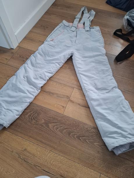 Oteplovačky reserved, reserved,158