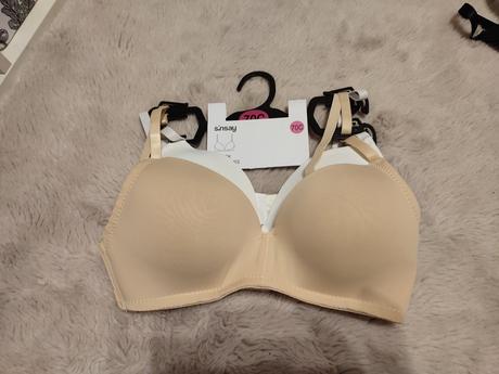 2 podprsenky, sinsay,70c