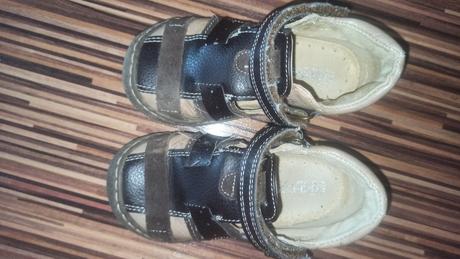 Tenisky a papucky 24/25, 24