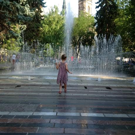 Pavučinkové šatôčky so spodničkou, girl2girl,110