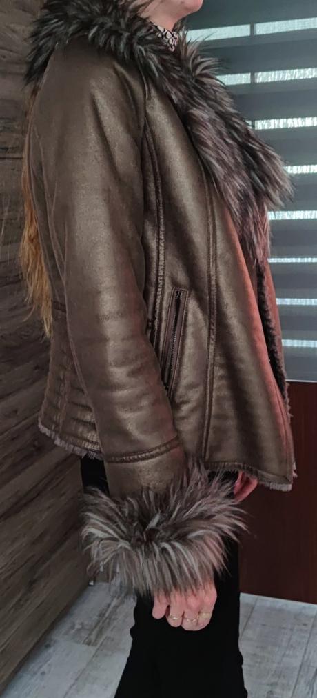 Predám dámsky kožuštek, m