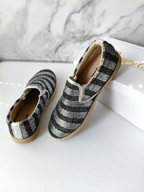 Espadrilky strieborno-čierne, 37