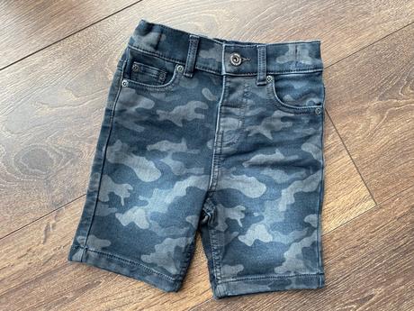 Kraťasy maskáčové, f&f,92