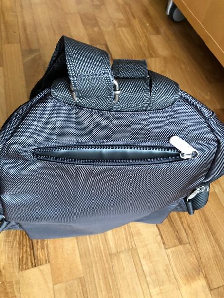 Ruksak mestský alebo cestovný 26x32x12 švh, 