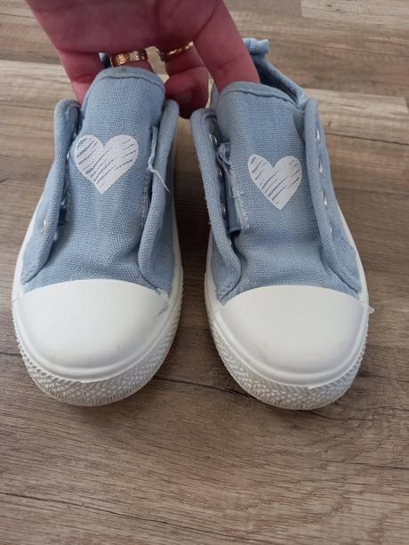 Našuchovacie tenisky, deichmann,26