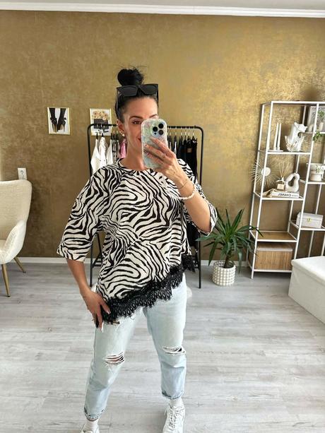 Zebra top,