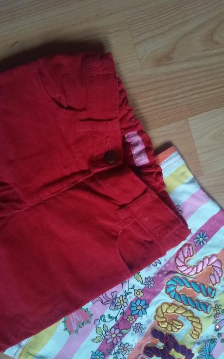 Nohavice plus tri ko z chita, 86