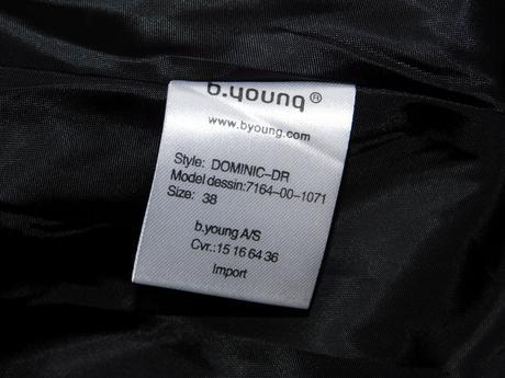 Kvalitne velmi pekne saty na slavnost, 38