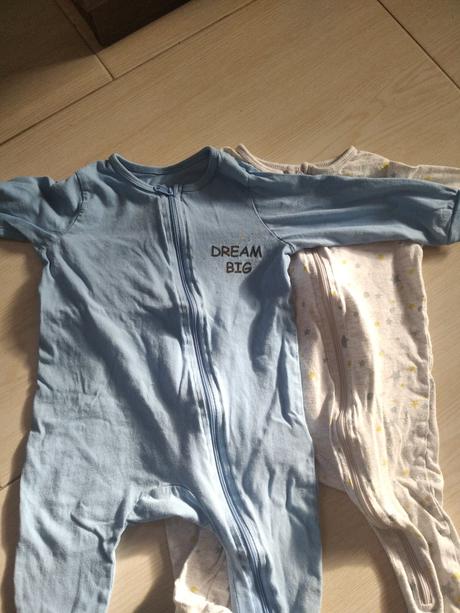 Overal na spanie, 74