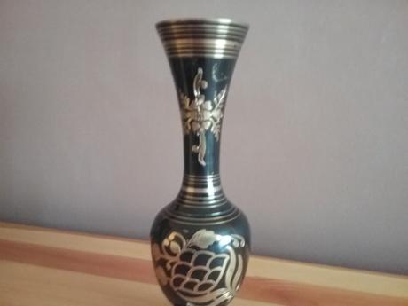 Indická mosadzná váza,