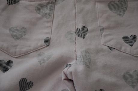 Džegínsy so srdiečkami-128, 128