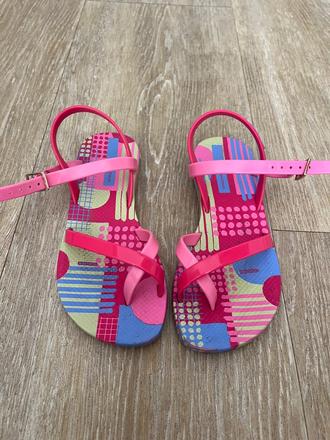 Sandalky ipanema, 30