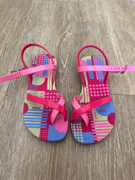 Sandalky ipanema, 30