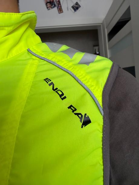 Endura cyklisticka vesta eu164, 164