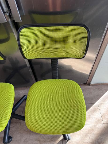 Detská kancelárska stolicka, 