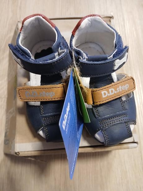 Nové d.d.steep sandále, d.d.step,20