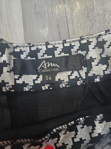 Dámska sukňa zn.ann christine, s