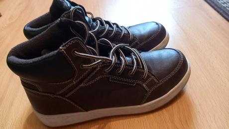 Topánky na prechod, 38