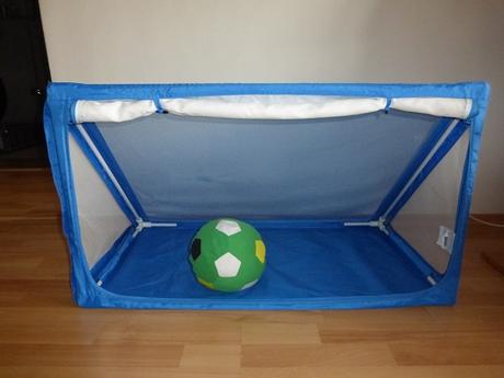 Futbalová brána ikea + lopta,