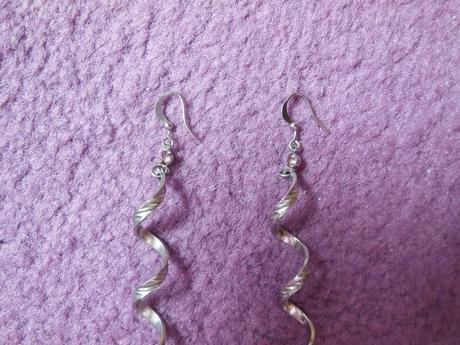 Špiralove nausnice,