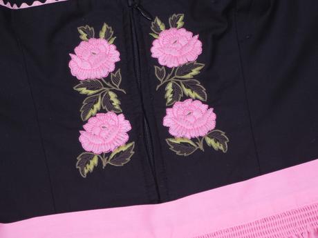 Luxusné dámsky kroj hammerschmid, 42