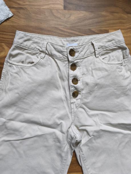 Dámske béžové 7/8 nohavice, 38