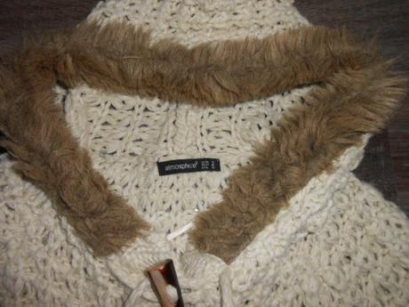 Atmosphere hrubší svetrik s kožušinovou kapucnou m, atmosphere,m