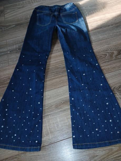 Rifle zdobene kamienkami, h&m,134