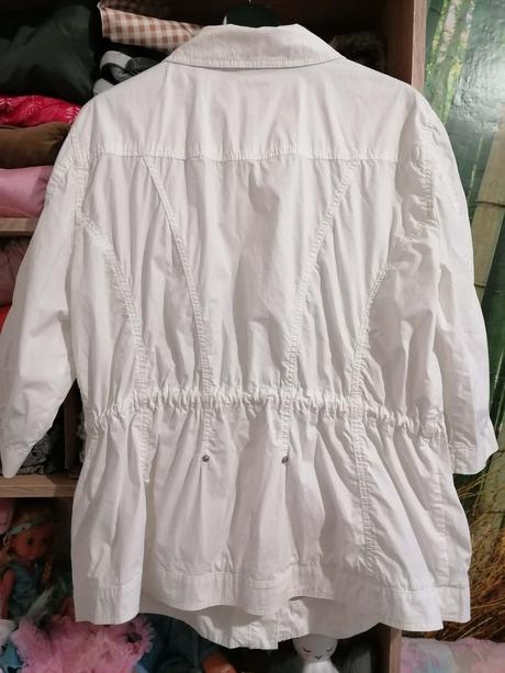 Trenčkot bonita, 48