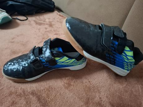 Chlapcenske halovky, reserved,36