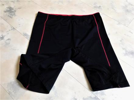 Športové elastické šortky, crivit,40