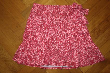 Volánová sukňa s uväzovaním s, s