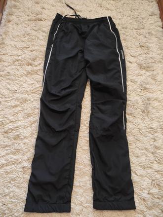 Nohavice na šport i turistiku, 140