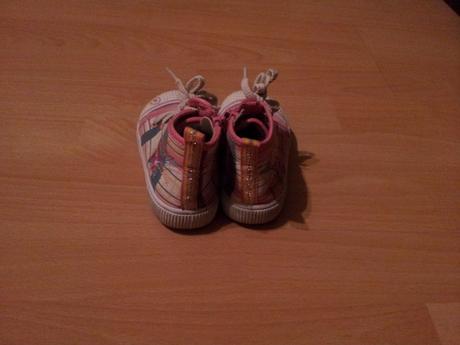 Platene tenisky., 21