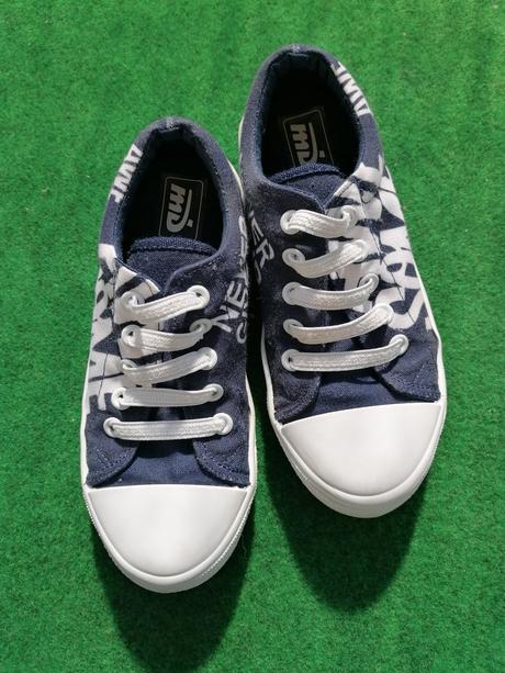 Športové tenisky super stav, reserved,33