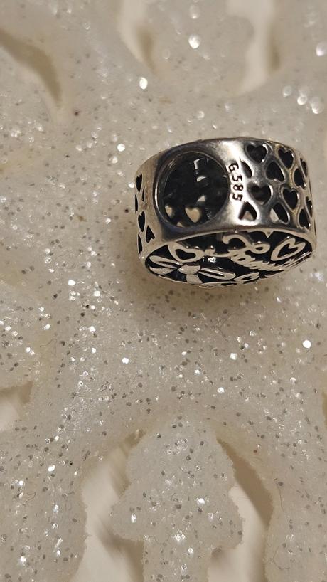 Pandora bicolor koralka, pandora